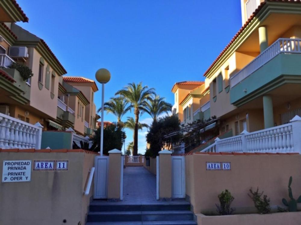 Lmha02 Villas De Frente Marino La Manga Bagian luar foto